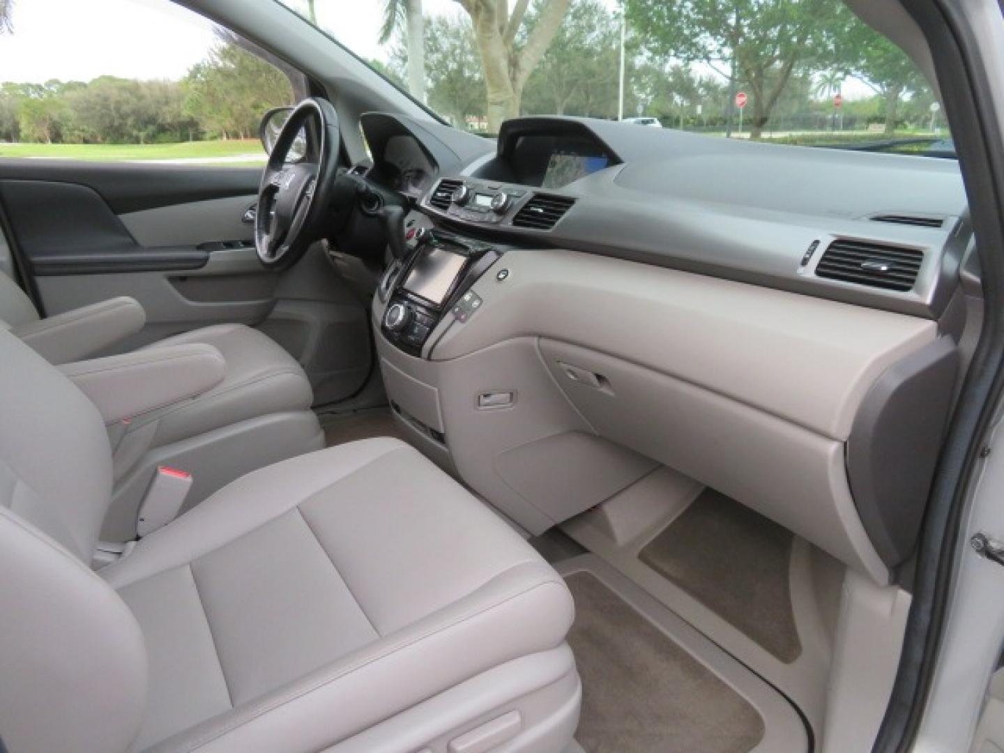 2014 Silver /GRAY Honda Odyssey EX-L (5FNRL5H68EB) with an 3.5L V6 SOHC 24V engine, 6-Speed Automatic transmission, located at 4301 Oak Circle #19, Boca Raton, FL, 33431, (954) 561-2499, 26.388861, -80.084038 - You are looking at Gorgeous Low Mileage 2014 Honda Odyssey EX-L Braunability Freedom Van Handicap Van Wheelchair Van Conversion Van with 25K Original Miles, Power Side Entry Ramp with Kneeling Van Function, Passenger Side Quick Lock System (same as ez lock), Quick Release Front Seats, Tie Down Syste - Photo#82